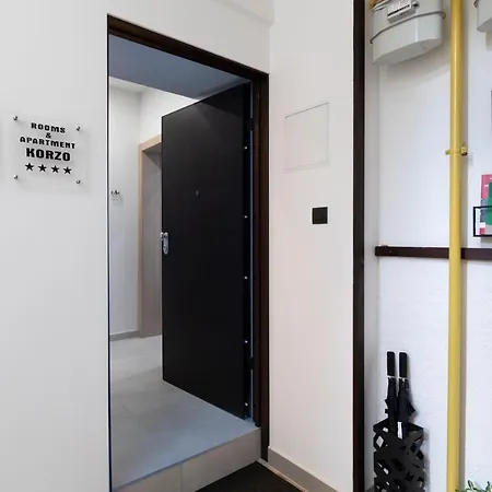 Deluxe And Korzo Apartament Pula