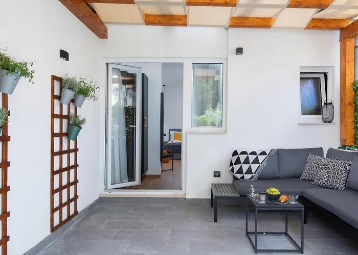 Apartament Deluxe And Korzo Pula