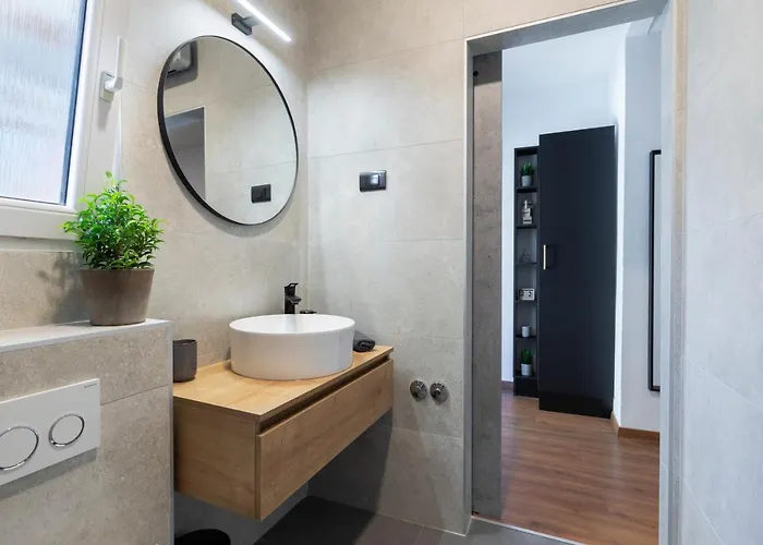 Deluxe And Korzo Pula