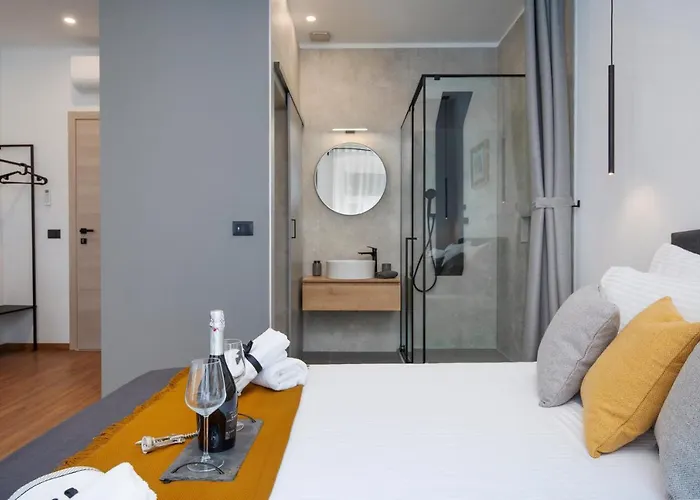 Deluxe And Korzo * Pula