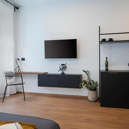 Deluxe Rooms&apartments Korzo *